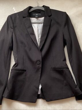H&M Black Single-Button Women's Blazer
